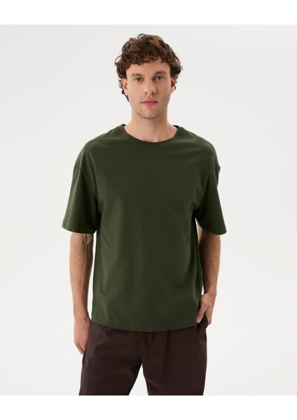Erkek Haki Oversize T-Shirt - Organik Pamuk, Düşük Omuz, Geniş Kalıp, Bisiklet Yaka, Spor Görünüm indirimleri
