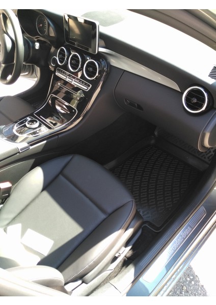Mercedes C-Serisi W205 3D Siyah Havuzlu Paspas 2014 ve 2021 fiyatları
