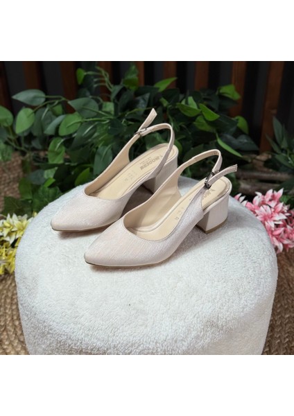 Simli Arkası Kemerli Kalın Topuklu Ayakkabı M1063