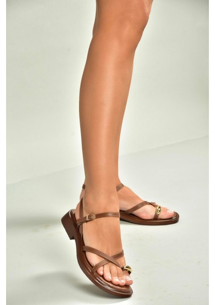 U267763509 Taba Alçak Topuklu Gold Yüzük Detaylı Kadın Sandalet fiyatları