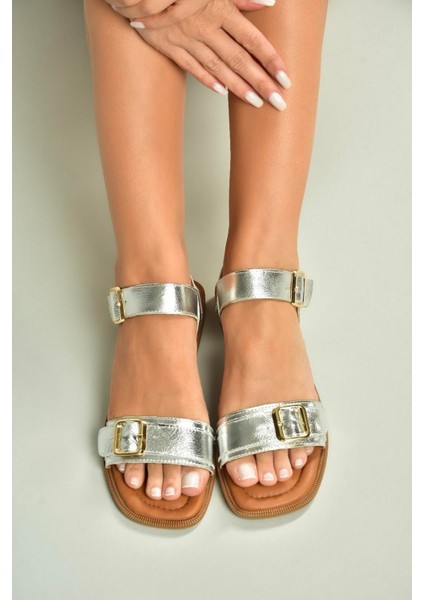 U944834003 Gümüş Hakiki Deri Kadın Sandalet fırsatları