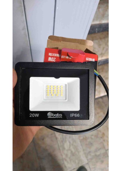 20 Watt LED Projektör