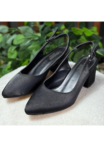 Simli Arkası Kemerli Kalın Topuklu Ayakkabı M1064 fiyatları