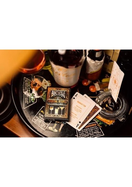 Kokteyl Oyun Kartları, Eski Moda, Margarita, Moskova Katırı, Daiquiri ve Mojito Kokteyl Tarifleri, 1 Güverte Içeren 52 Kokteyl Tarifi Içerir modelleri