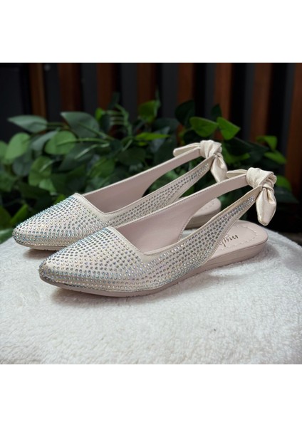 Arkası Fiyonklu Nokta Taşlı Düz Babet M1076 modelleri