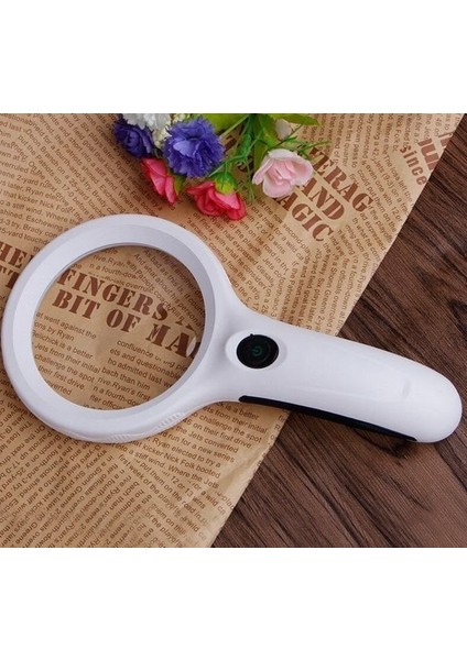 Mg 16 Led’li El Tipi Büyüteç – 2.5x Yakınlaştırma, 8 LED Işıklı