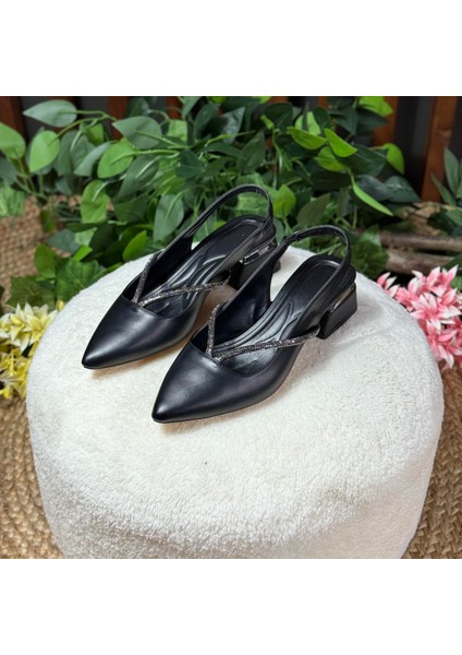 Parıltılı Taş Detaylı Topuklu M1066