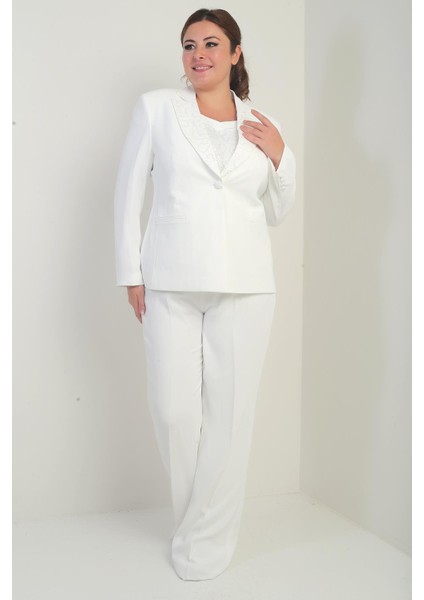 Kadın Beşgen Yaka Kolsuz Dantel Bluz Tek Düğmeli Ceket Palazzo Pantolon Astarlı Pul Detaylı Büyük Beden 3'lü Takım modelleri