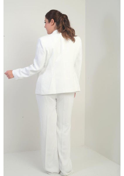 Kadın Beşgen Yaka Kolsuz Dantel Bluz Tek Düğmeli Ceket Palazzo Pantolon Astarlı Pul Detaylı Büyük Beden 3'lü Takım indirimleri