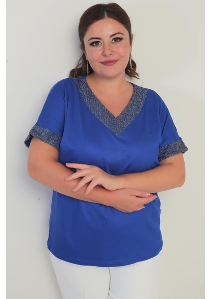 Kadın Yaka ve Kol Ucu Simli File Detaylı Büyük Beden Bluz modelleri