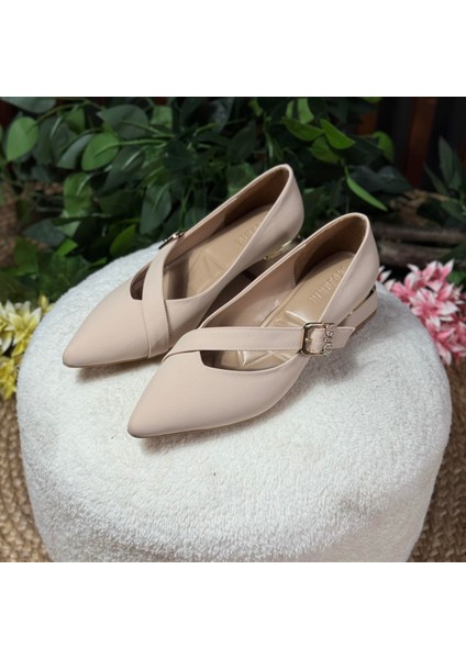 Modern Tasarım Kemerli Topuklu Babet M1054