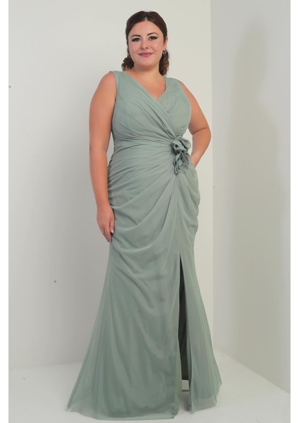 Kadın Ön Arka V Yaka Astarlı Önü Dapeli 3 Boyut Çiçekli Büyük Beden Tül Uzun Elbise fiyatları