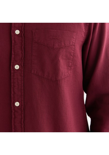 Erkek Kırmızı Regular Fit Düğmeli Yaka Gömlek indirimleri