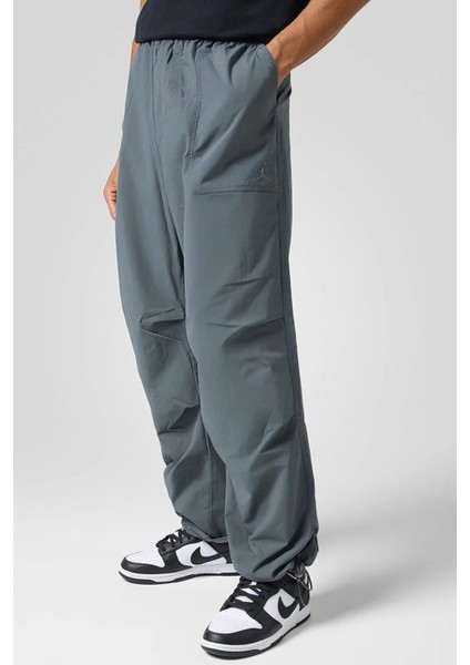 Jordan Essentials Woven Loose Fit Pant Erkek Dokuma Bol Kesim Eşofman Altı Gri