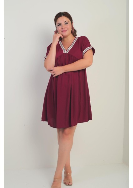 Kadın Yaka-Kol Zigzag Şerit Detaylı Büyük Beden Elbise modelleri