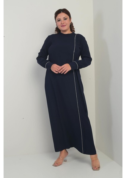 Kadın Kol Uçları Fermuarlı Taş Detaylı Yandan Bağlamalı Büyük Beden Uzun Krep Elbise fiyatları