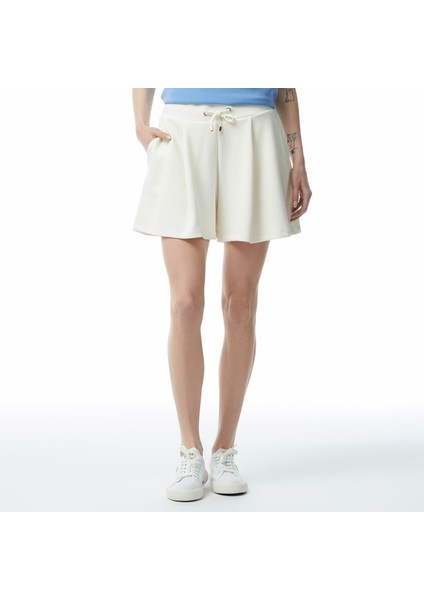 Kadın Kırık Beyaz Relaxed Fit Şort modelleri