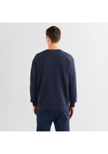 Erkek Lacivert Relaxed Fit Bisiklet Yaka Logolu Sweatshirt fiyatları