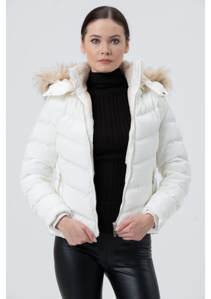 Kadın Mont Beste Çıkabilir Kapüşonlu Kürk Astarlı Şişme Kadın Mont