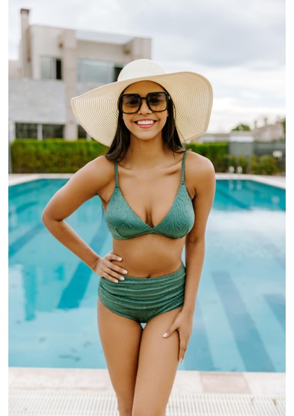 Bali Yeşil Dolgusuz Pedli Üçgen Toparlayıcı Bikini Takım fırsatları