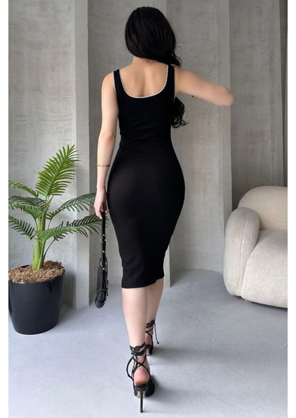 Nakış Detaylı %100 Pamuklu Kalın Askılı Elbise fırsatları