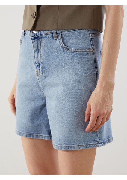 Yeni Sezon Dar Fit Kadin Jean Sort - S5J657Z8 modelleri