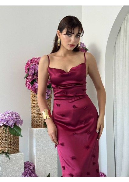 Tasarım Saten Degaje Yaka Çiçek Detaylı Askılı Kadın Elbise fiyatları
