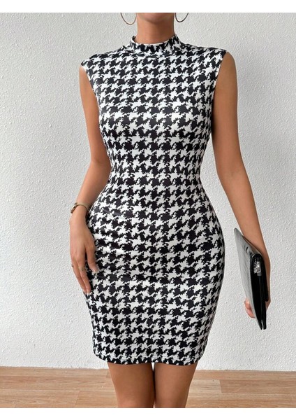 Kadın Yarı Balıkçı Yaka Kolsuz Desenli Kısa Dalgıç Elbise Beyaz-2xl-3xl modelleri