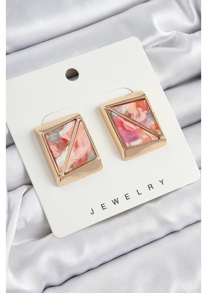 Pirinç Pembe Üçgen Kesim Detaylı Kare Model Vintage Gold Renk Kadın Küpe