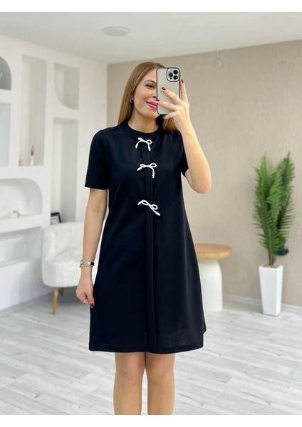 Kadın Kısa Kollu Bisiklet Yaka Önden Fiyonk Detaylı Ithal Krep Elbise 2xl-3xl-Siyah fırsatları