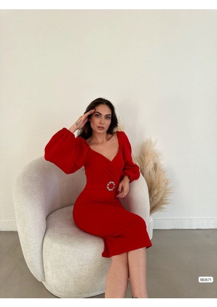 Kadın Kalp Yaka Sırt Dekolteli Kemer Toka Detay Midi Boy Elbise S-Kırmızı fiyatları