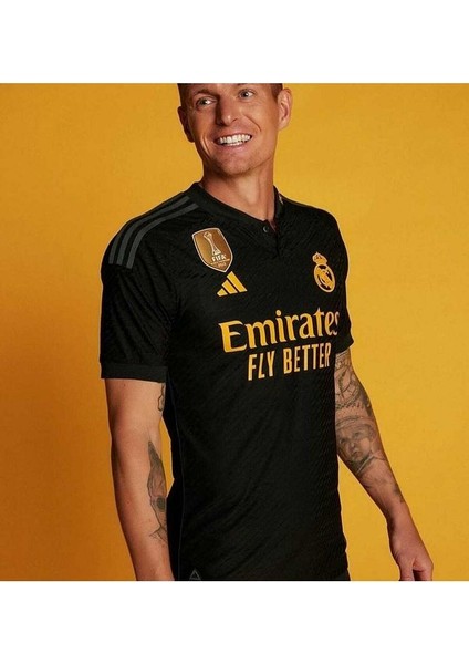 Real Madrid 2023/24 Yeni Sezon Toni Kroos Siyah Alternatif Forması (Third Shirt)