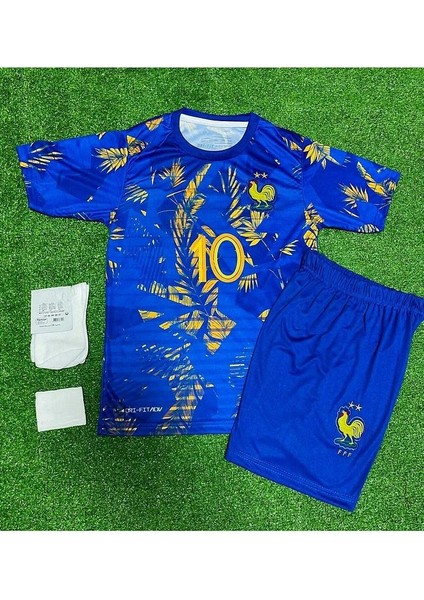Fransa Yeni Sezon Kylian Mbappe Özel Konsept Çocuk Forması 4'lü Set (Konsept) fırsatları