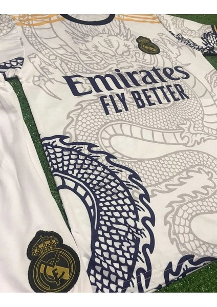 R.e.a.l Madrid 2023/24 Yeni Sezon Dragon Ejderha Desenli (Beyaz) Vini Jr Özel Çocuk Forması 3'lü Set fiyatları