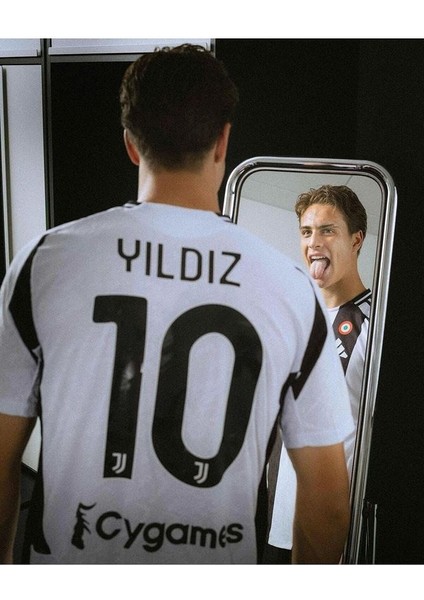 Juventuss 2024/25 Sezonu Kenan Yıldız Iç Saha Forması