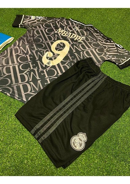 R.e.a.l M.a.d.r.i.d 2024/25 Yeni Sezon Kylian Mbappe Çocuk Forması 4'lü Set (Thırd Shirt) modelleri