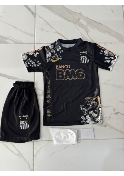 Santos Neymar Yeni Çubuklu Çocuk Takım Forması 4lü Set Forma+Şort+Çorap+Bileklik Santos Neymar Yeni Çubuklu Çocuk Takım Forması 4lü Set Forma+Şort+Çorap+Bileklik fırsatları