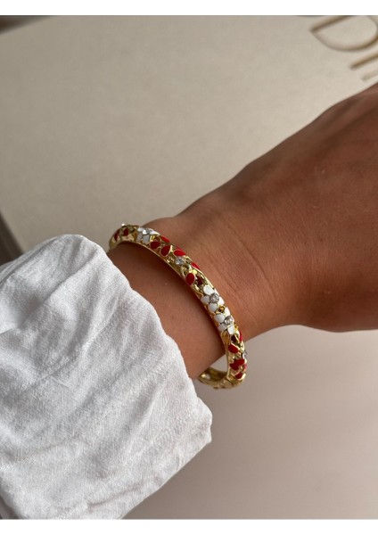 Kırmızı Çiçek Desenli Taşlı Altın Kaplama Kelepçe Bilezik – Zarif Kadın Takı modelleri