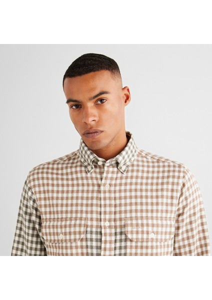 Erkek Yeşil Regular Fit Düğmeli Yaka Ekose Gömlek fırsatları