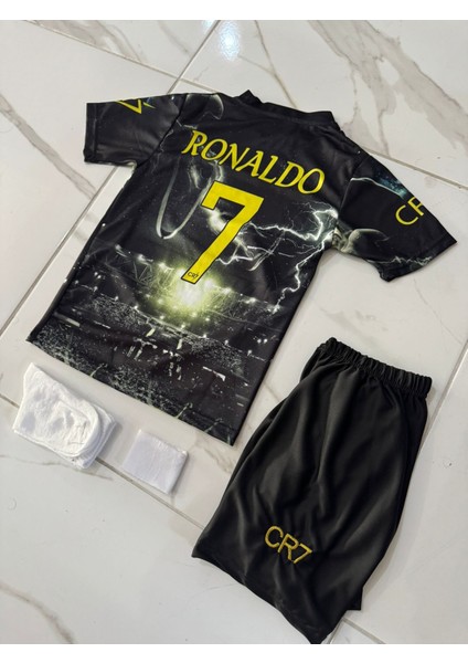 Juventus Özel Tasarım Ronaldo Çocuk Takım Forması 4lü Set Forma+Şort+Çorap+Bileklik