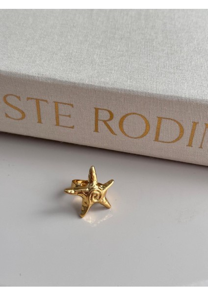 Deniz Yıldızı Figürlü Altın Kaplama Çelik Yüzük – Ayarlanabilir Yazlık Kadın Takı