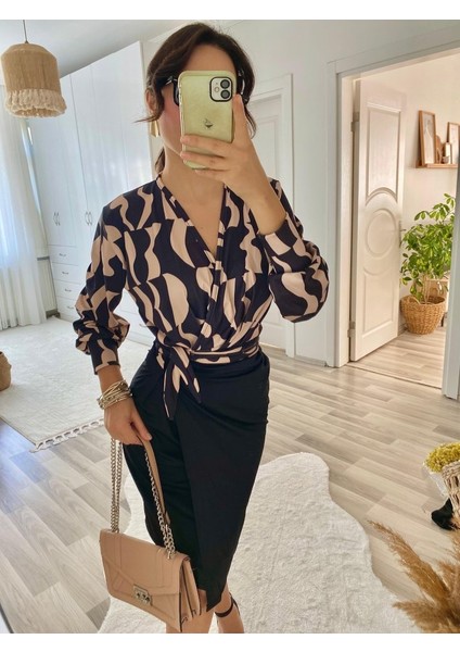 Kadın Uzun Kollu Kruvaze Yaka Dijital Baskılı Fiyonk Detay Dalgıç Kumaş Elbise 4xl-Sütlü Kahve fiyatları