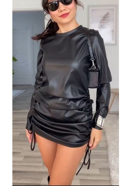 Kadın Uzun Kollu Bisiklet Yaka Yandan Büzgülü Kısa Deri Elbise S-M-Siyah