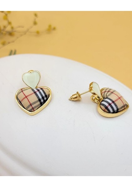 Ekoseli Marka Model Kalp Küpe fiyatları