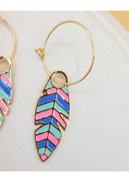 Gökkuşağı Tüy Küpe fırsatları