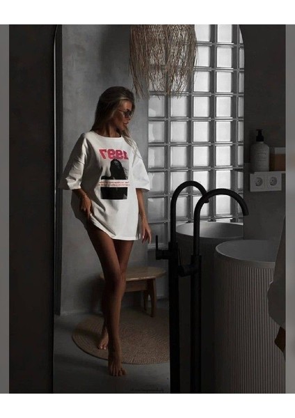 Kadın %100 Pamuk Oversize Bisiklet Yaka Baskılı Beyaz Baskılı T-Shirt modelleri