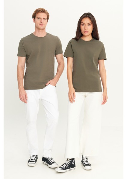 Erkek Haki %100 Pamuk Slim Fit Dar Kesim Bisiklet Yaka Tişört indirimleri