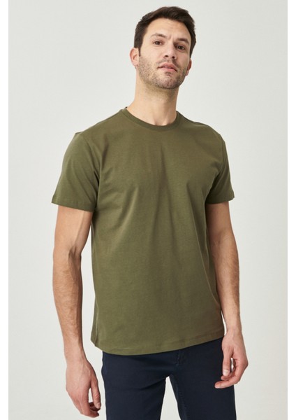 Erkek Haki %100 Pamuk Slim Fit Dar Kesim Bisiklet Yaka Tişört