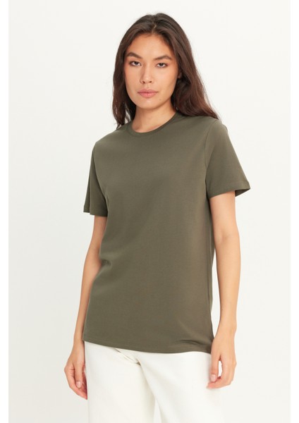 Erkek Haki %100 Pamuk Slim Fit Dar Kesim Bisiklet Yaka Tişört