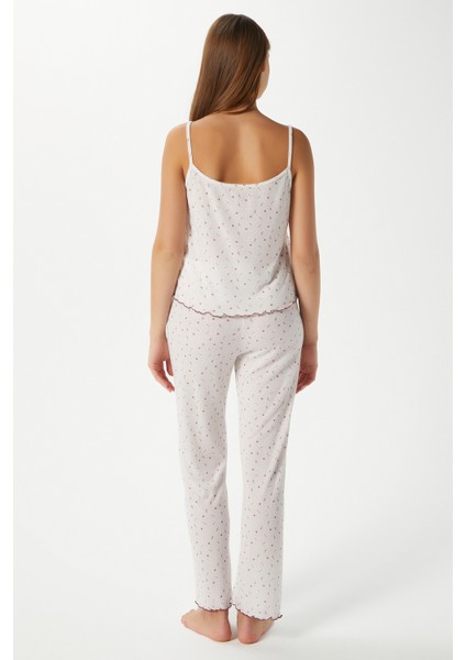 Kadın June Askılı Ekru Minik Çiçekli Alt Üst Pijama Takımı modelleri